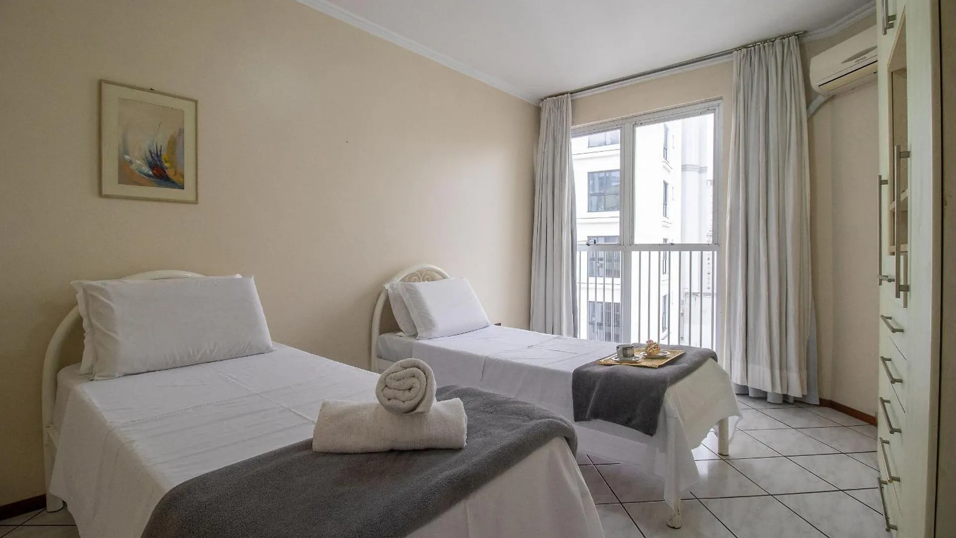 Prg143 - Prox Av Brasil, Garagem, 4 Dorm, Wi-Fi Apartment Balneario Camboriu