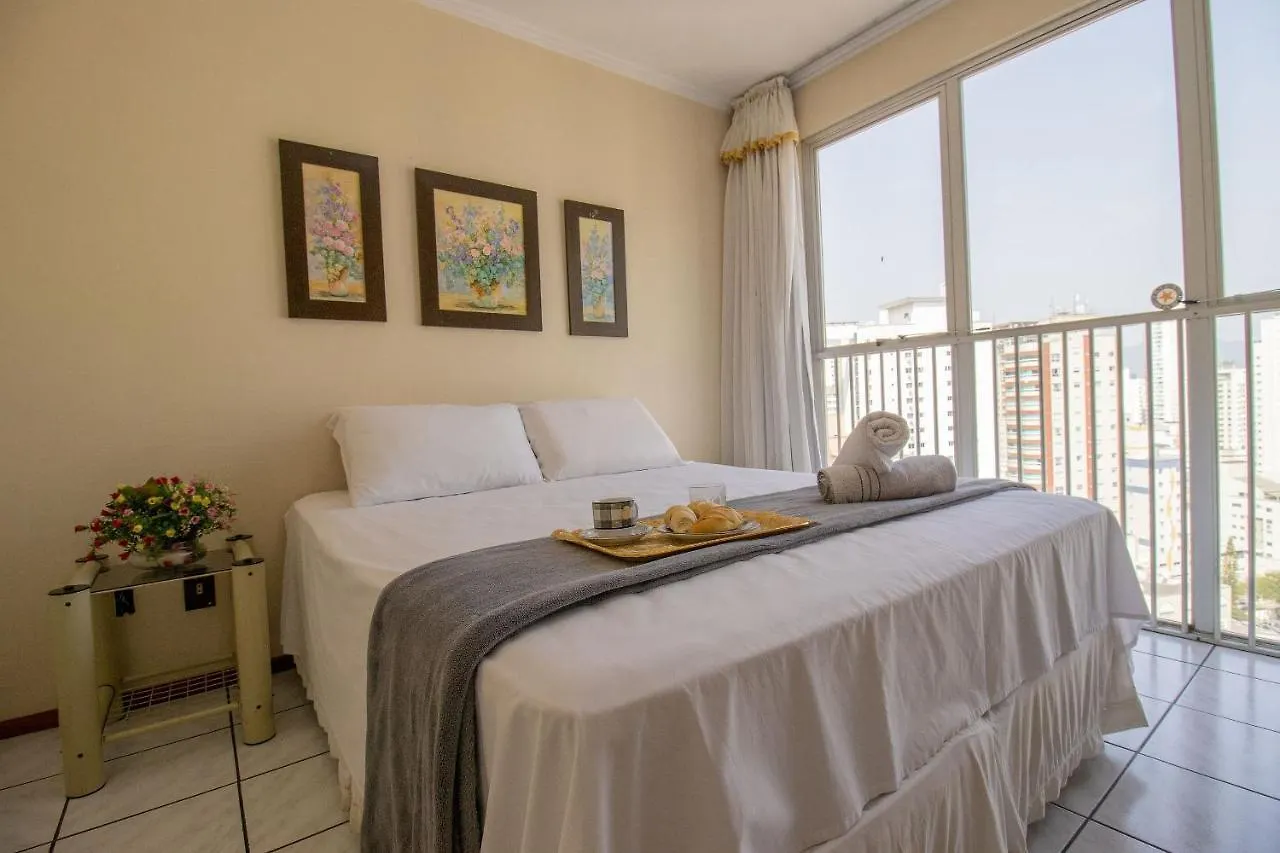 PR143 - PRÓXIMO A AVENIDA BRASIL, GARAGEM CAMIONETE, 4 DORM, CLIMATIZADO, Wi-Fi Apartamento Balneário Camboriú