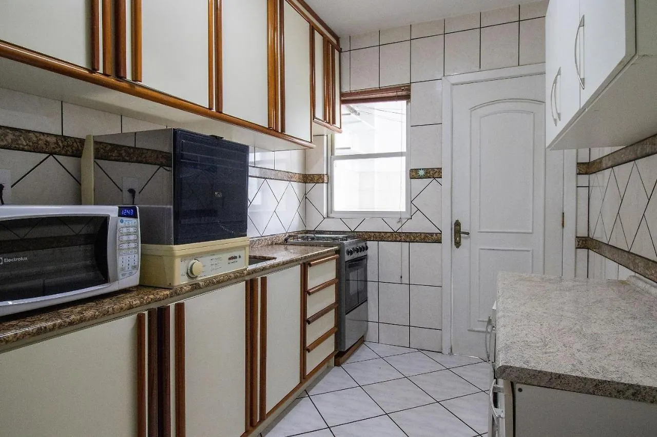 PR143 - PRÓXIMO A AVENIDA BRASIL, GARAGEM CAMIONETE, 4 DORM, CLIMATIZADO, Wi-Fi Apartamento Balneário Camboriú